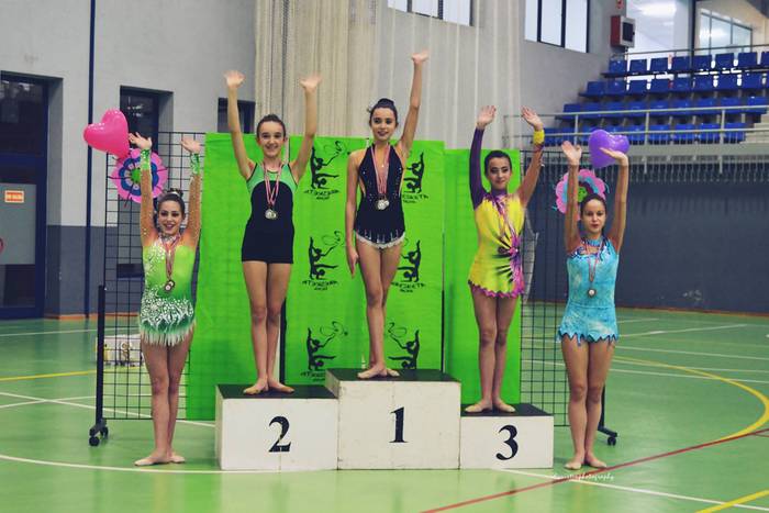 Dozenaka parte hartzaile X.  76 1490877333538