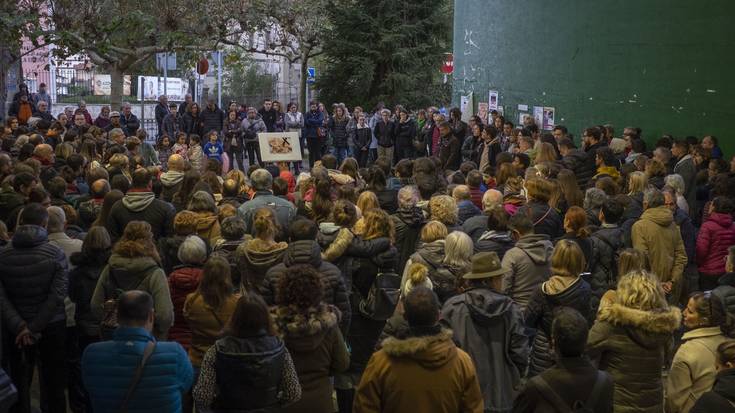 Ekitaldi xume batekin gogoratu dute Teo Zelenyi gaztea Artziniegan