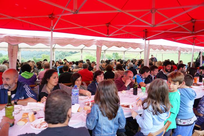 Alboken doinuek bete zuten L 4 1496647280124