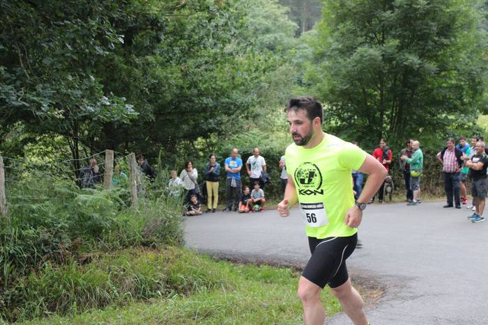 Auzoko mendiak zeharkatu zit 39 1498470970693