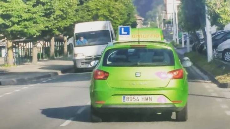Laudioko Udalak hitzarmena sinatu du DGTrekin gidabaimena eskuratzeko azterketa teorikoak herrian bertan egiteko