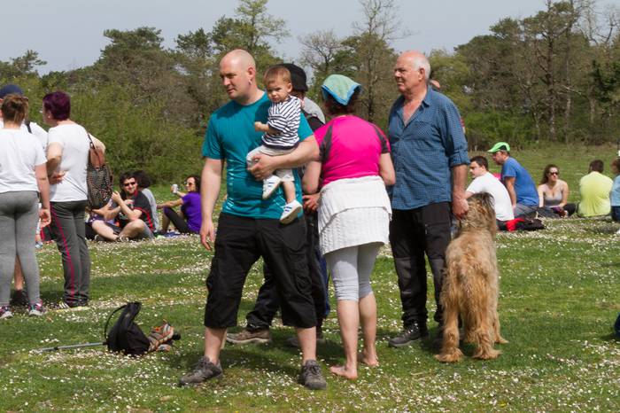 Ehunka dantzari eta ikusle b 58 1524466938903