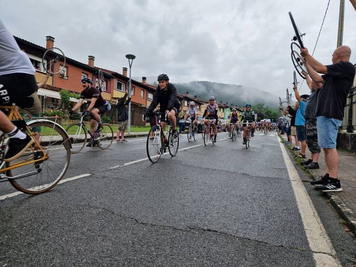 La Karpy martxak kolorez bet 88 1686610867812