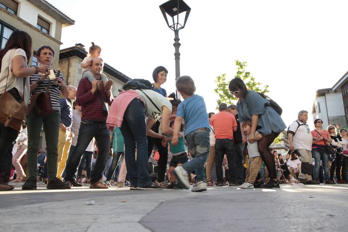 Herri galdeketan jai giroa n 19 1494236478237