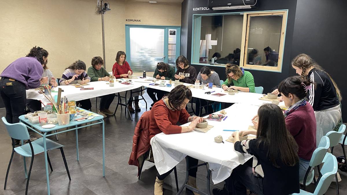 Bederatzi atelier izango ditu Faktoriak datorren ikasturtean eta izena emateko epea irekita dago jadanik