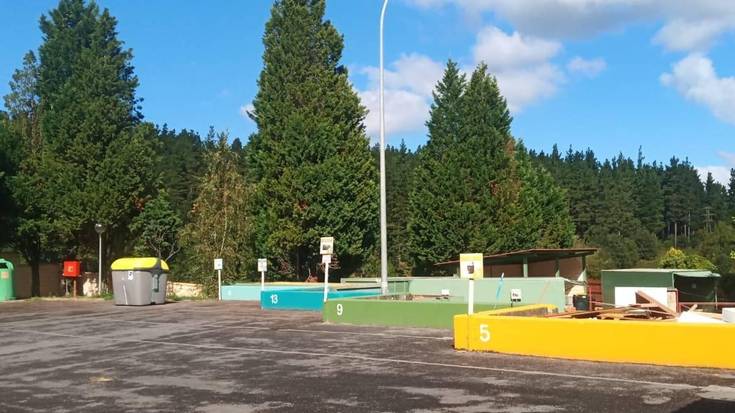 Etxeko tresna elektrikoak konpontzen ikasteko tailerra