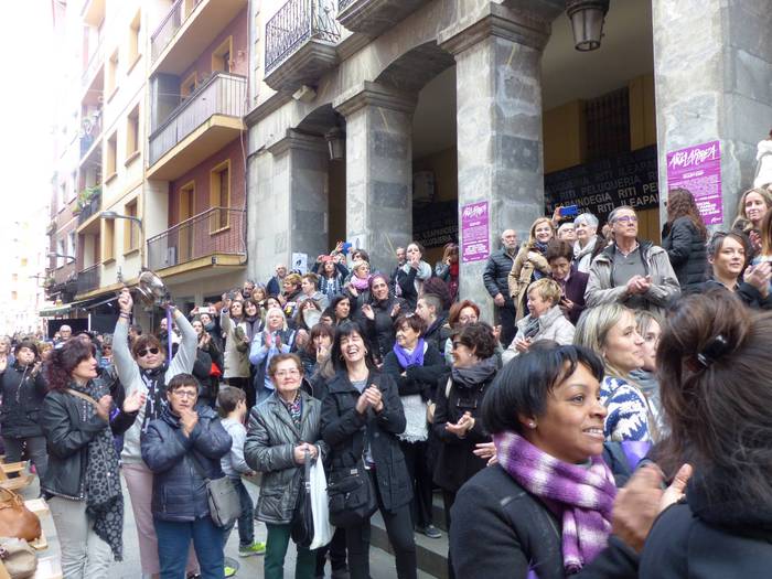 Greba feministaren goizeko t 101 1520512622990