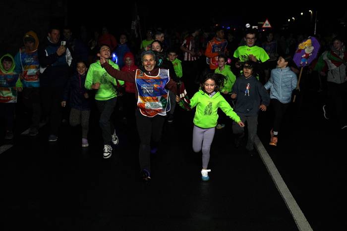 Ehunka lagun atera ditu Korr 115 1774607555145