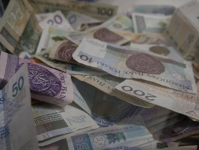 Eletik alera, Europako hizku 89 1759330649195