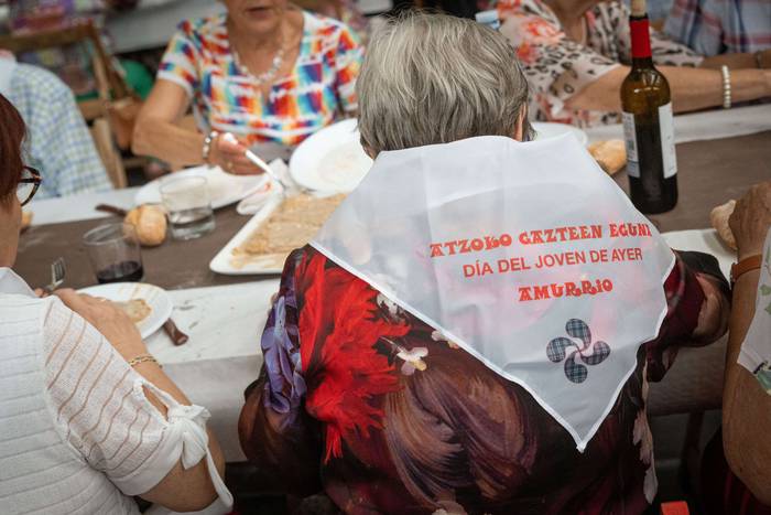 Haur eta nagusiak izan dira  71 1755092692914