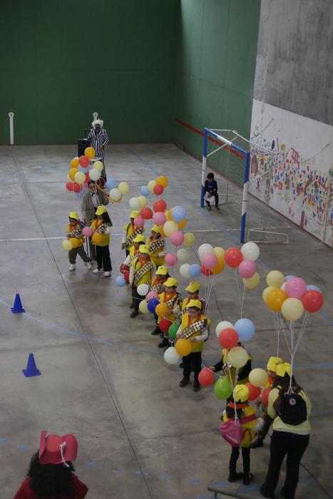 Desfilerik gabe, baina dantz 6 1770996888764