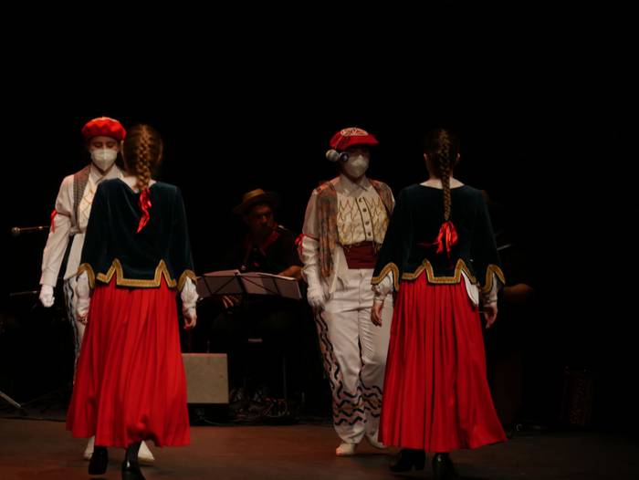 Aiara Dantza Taldearen "Arat 97 1614450533563