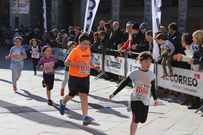 300 korrikalari baino gehiag 164 1517151152660