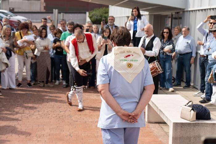 Agur beroa egin diote Amurri 13 1759752075511