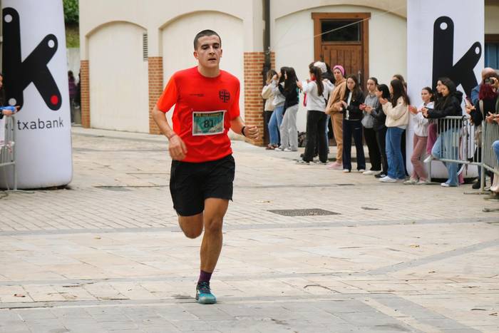 Hirurehundik gora korrikalar 40 1761471898461