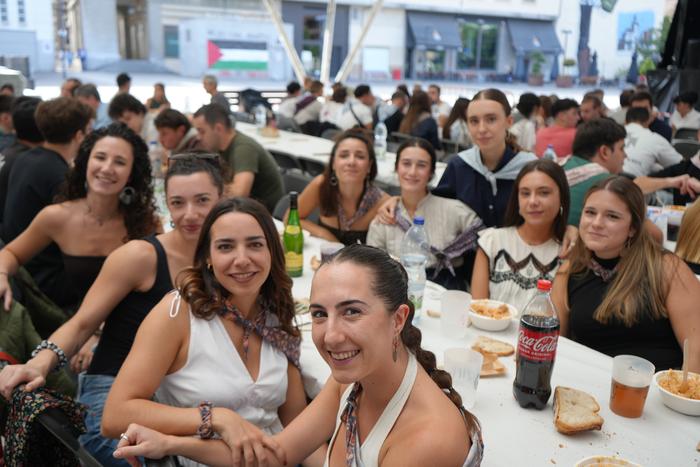 Euskal Jaiak Aldai plaza har 7 1759004232876