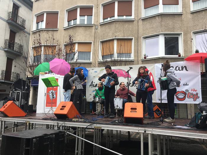 Ahobizi eta Belarripresten topaketa