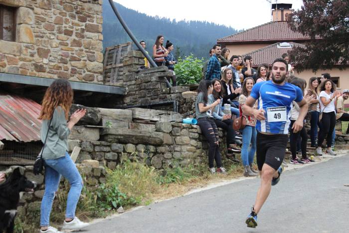 Auzoko mendiak zeharkatu zit 86 1498471459189