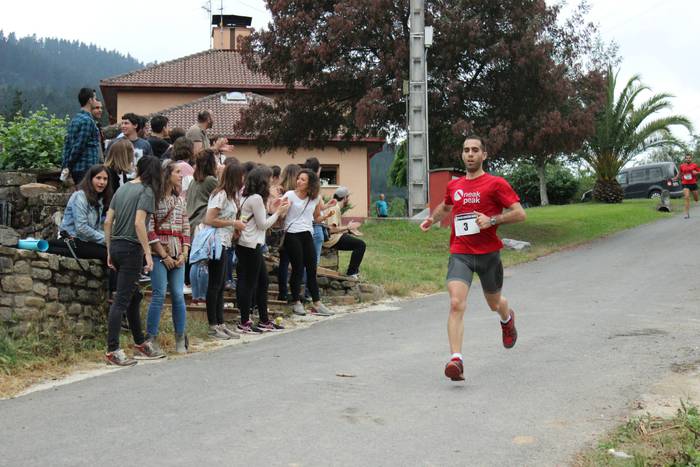 Auzoko mendiak zeharkatu zit 83 1498471429759