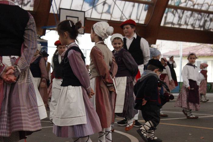 Dantzari Egunak herriguneko  45 1521467254342