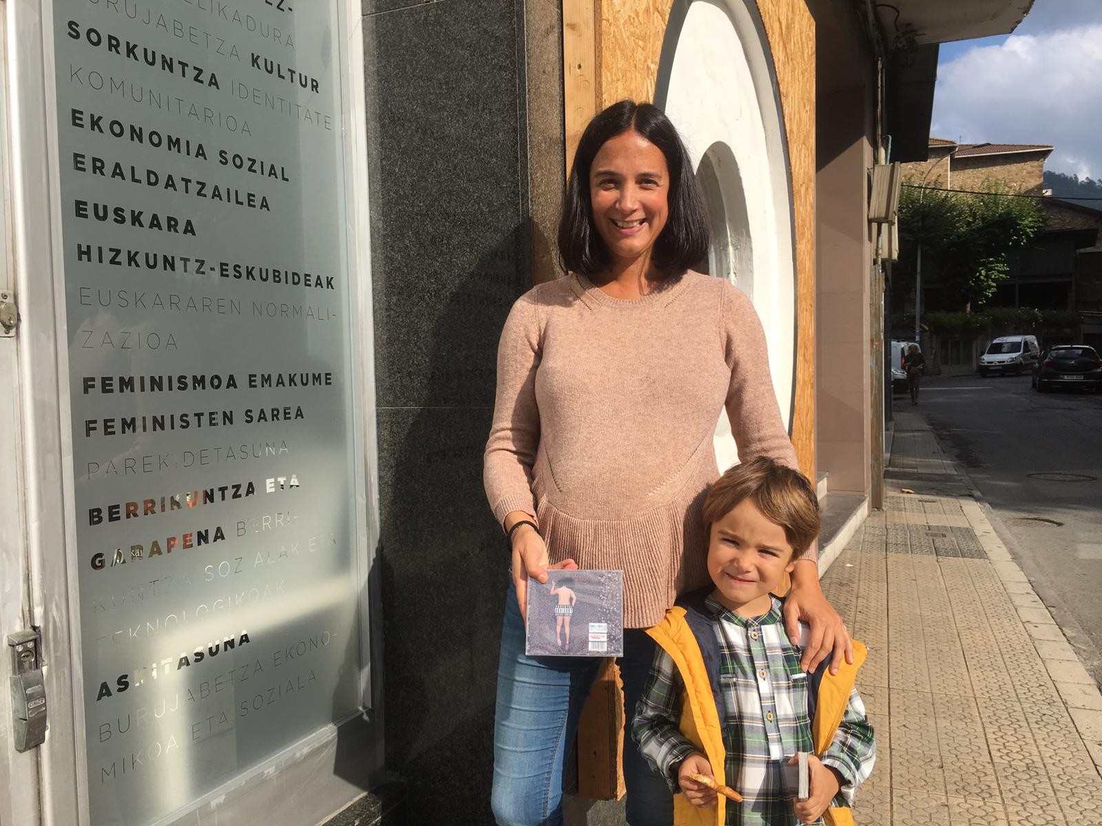 Joana Mate laudioarrak irabazi du Aneguriaren diskoa