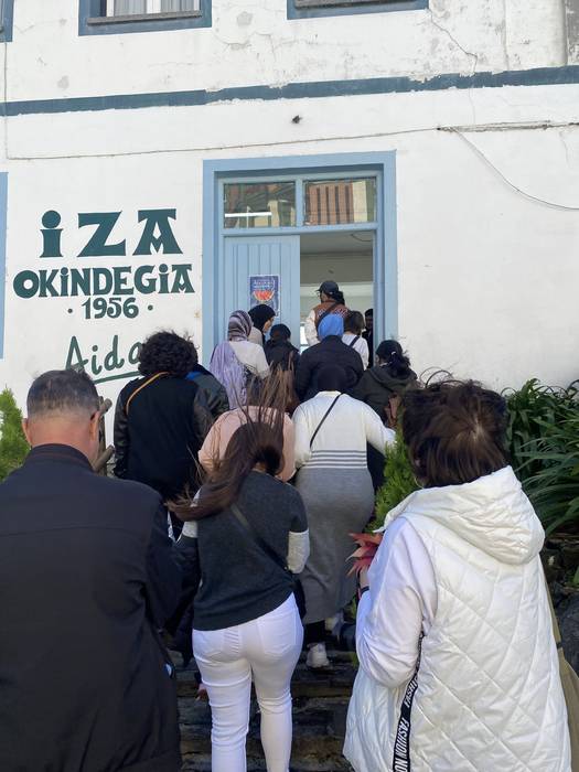 55 lagun bildu zituen bigarr 18 1763132246350