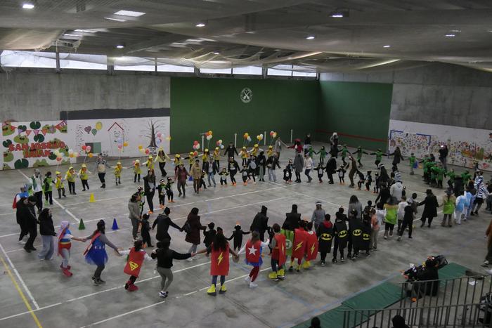 Desfilerik gabe, baina dantz 68 1770997250706