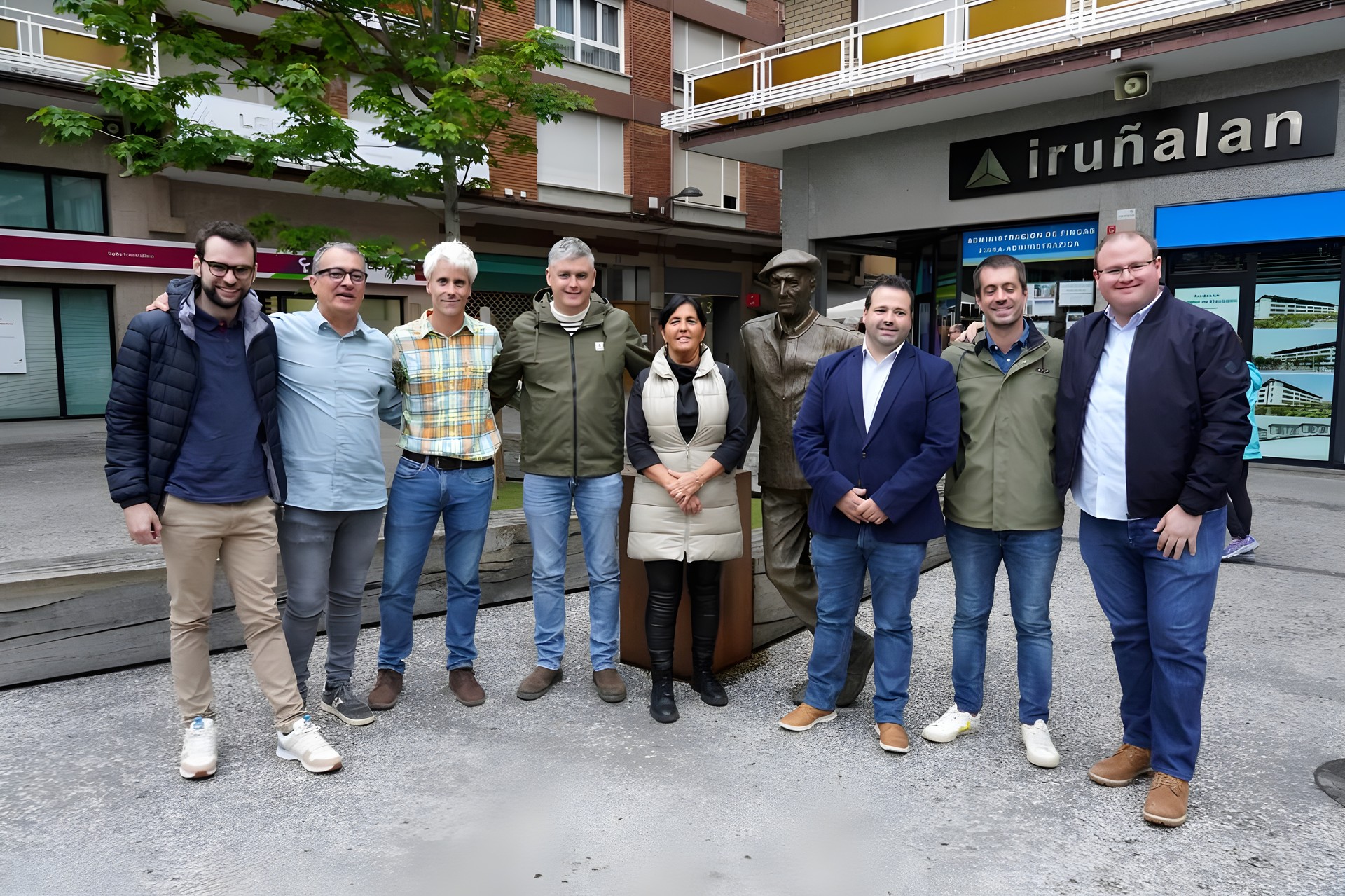 Aiaraldeko EAJko alkategaiek "euskararen aldeko konpromisoa" hartu dute