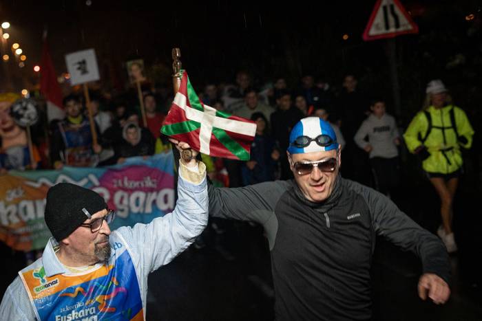 Aldarrikapenez eta pirotekni 12 1774598142159