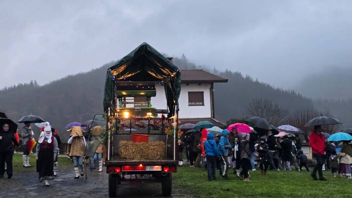 Aretako familia mordoa egon  38 1766668476450