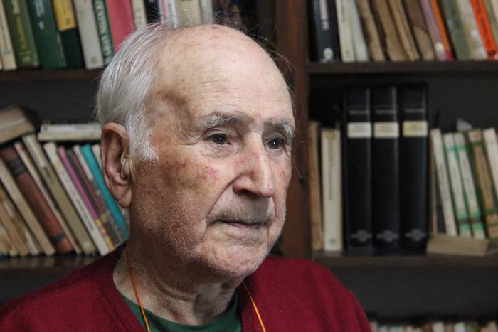 Mateo Balbuena 104 urteko miliziano komunistak jasoko du aurtengo Urrezko Guk saria