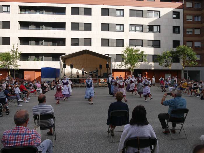 Itxarkundiaren emanaldia