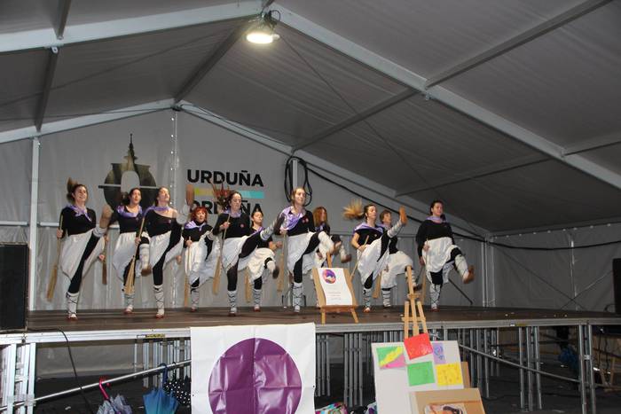 Aldarri ozena genero indarke 1 1511632178493