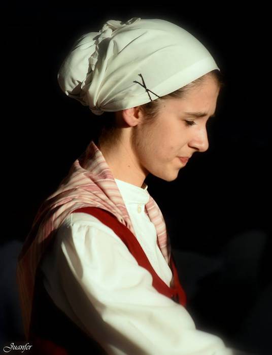 Itxarkundia dantza taldeak e 11 1498128258662