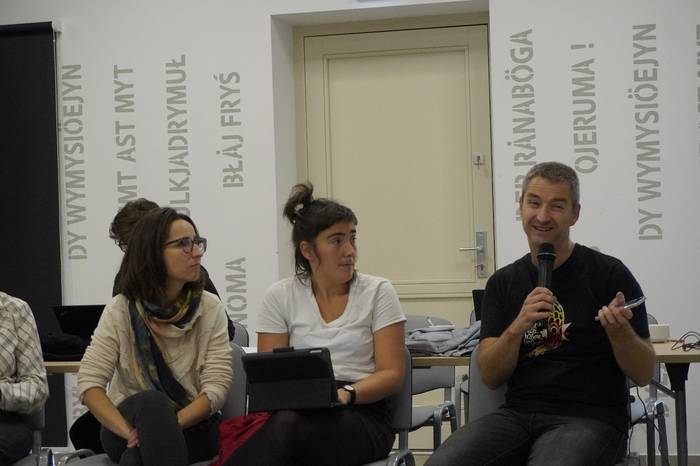 Eletik alera, Europako hizku 95 1759331576464