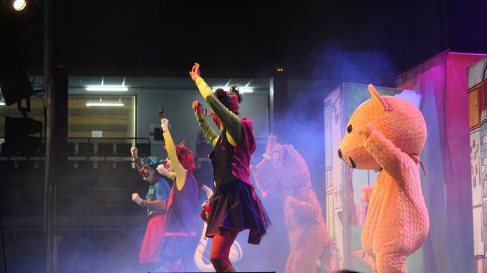 Ehunka ume eta guraso dantza 12 1513506099273