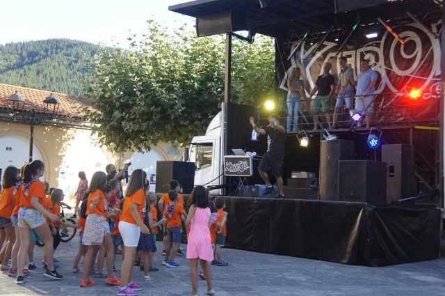 Herri  giroa nagusi andramar 55 1502723900079