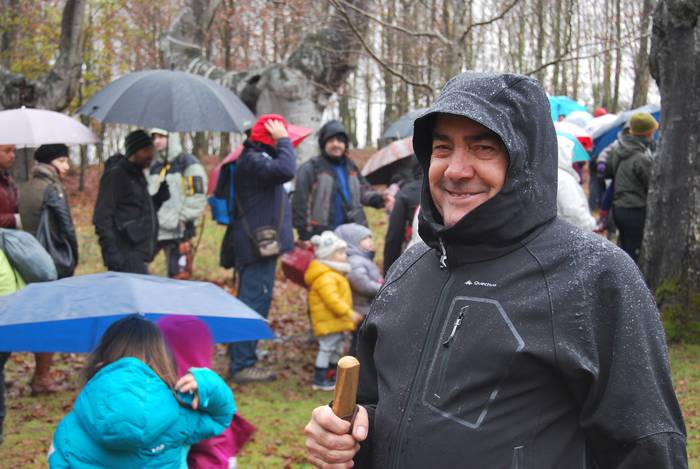 Olentzero hainbat lagunekin  4 1513585584574