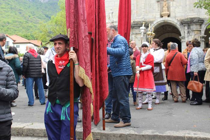 Une berezi ugari bizi izan z 54 1525935396773