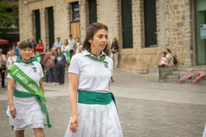 Dantza Lagunak kuadrillaren  7 1776520602466