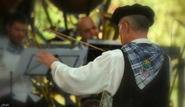 Itxarkundia dantza taldeak e 13 1498128269082