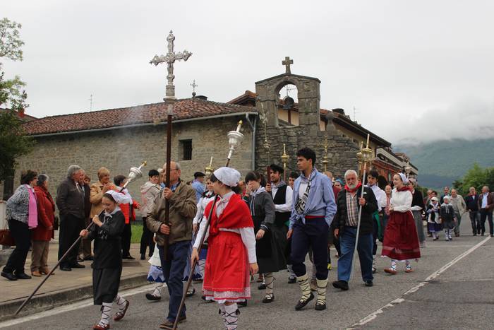 Une berezi ugari bizi izan z 1 1525934998894