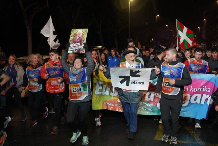 Aldarrikapenez eta pirotekni 147 1774615603130