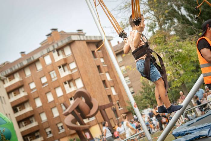 Haur eta nagusiak izan dira  5 1755092493772