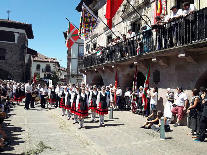Elizondon aritu da Erauntsi  4 1500237281502