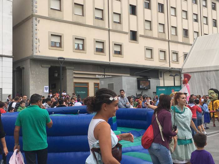 Goizetik iluntzera arte luza 11 1534534194841