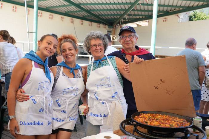 Paella txapelketarekin eta K 17 1755976615737