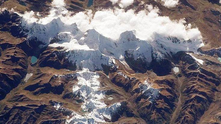 Mendia eta naturari buruzko jardunaldiak: Huayhuash-eko trekkinga eta Cordillera Blanca-ko tontorrak