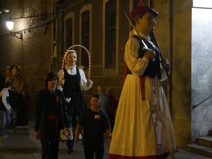 Dantza eta sua uztartu zitue 63 1661604323941