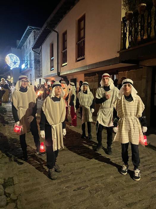 Hiru Errege Magoek ilusioz b 107 1767729418797